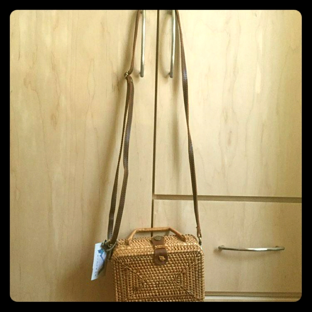Rectangular Crossbody Purse Rattan 👜